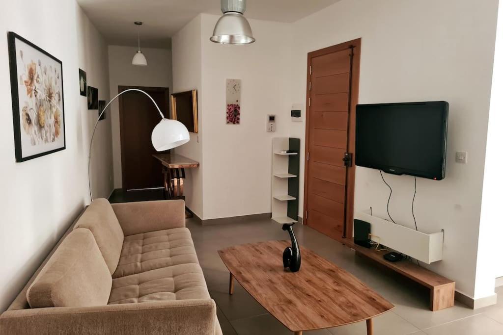 Cozy Inside.City & Beach Outside Apartment Sliema Luaran gambar